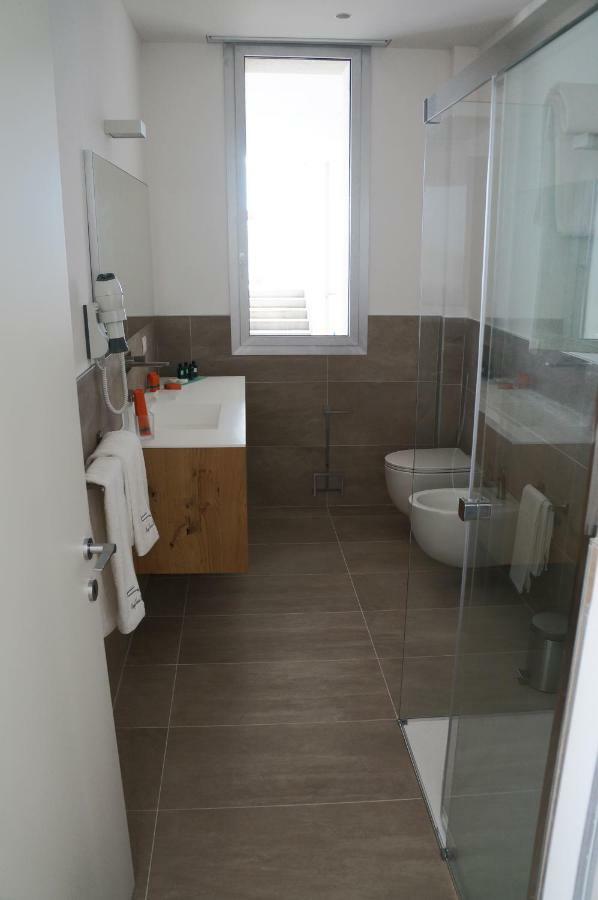 B&B Capo Torre Resort & Spa Albisola Superiore Bagian luar foto